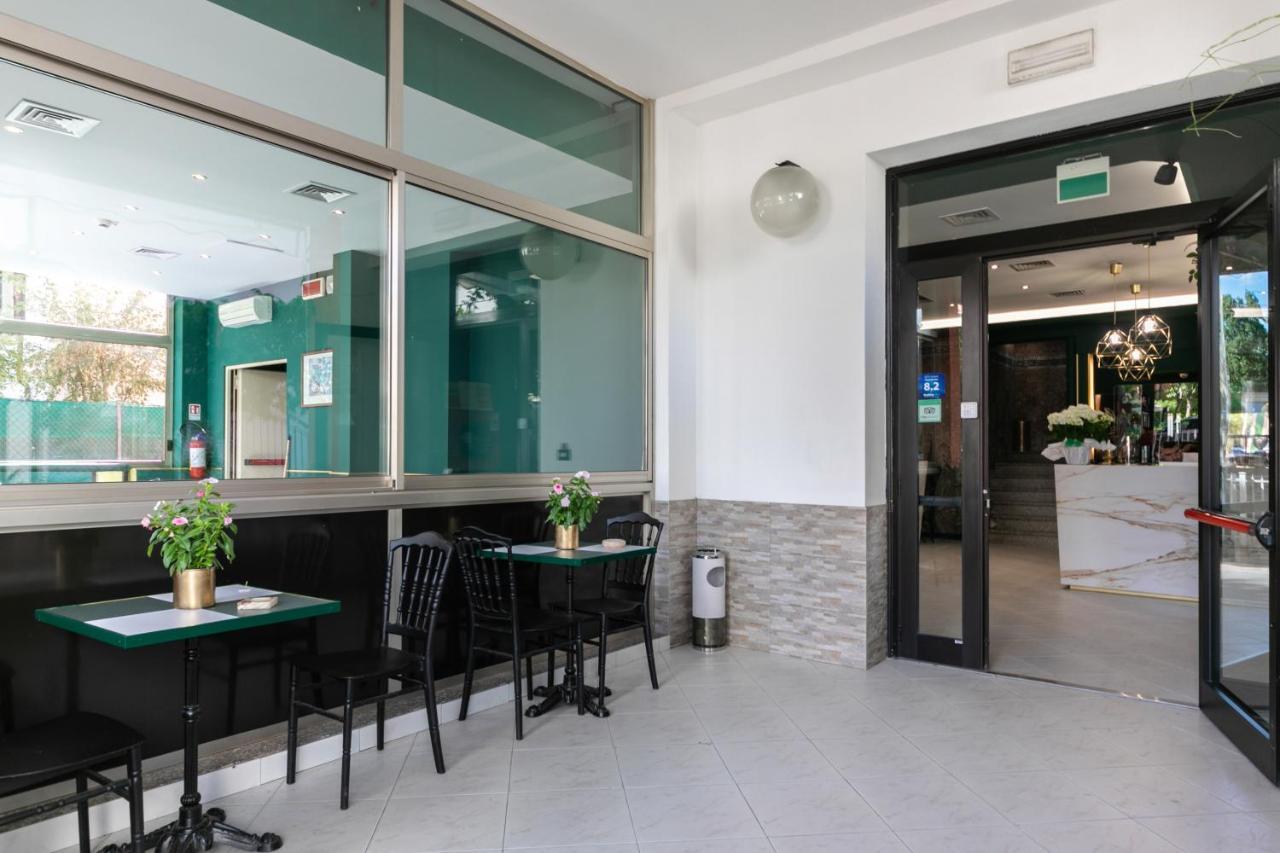 Hotel Sorriso Rimini Kültér fotó