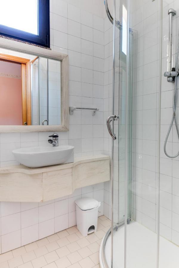 Hotel Sorriso Rimini Kültér fotó